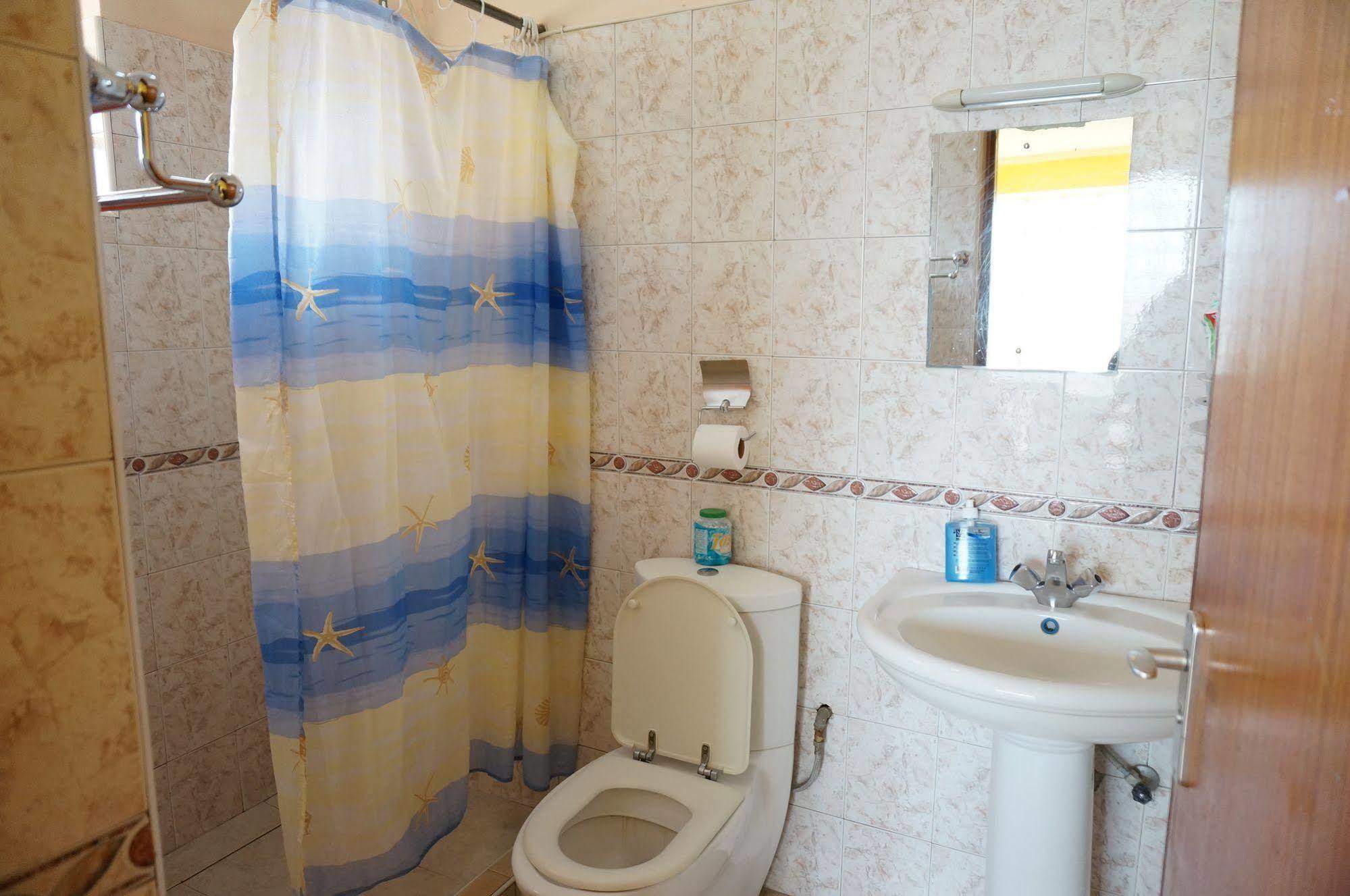 Mdawida Homestay Nairobi Esterno foto